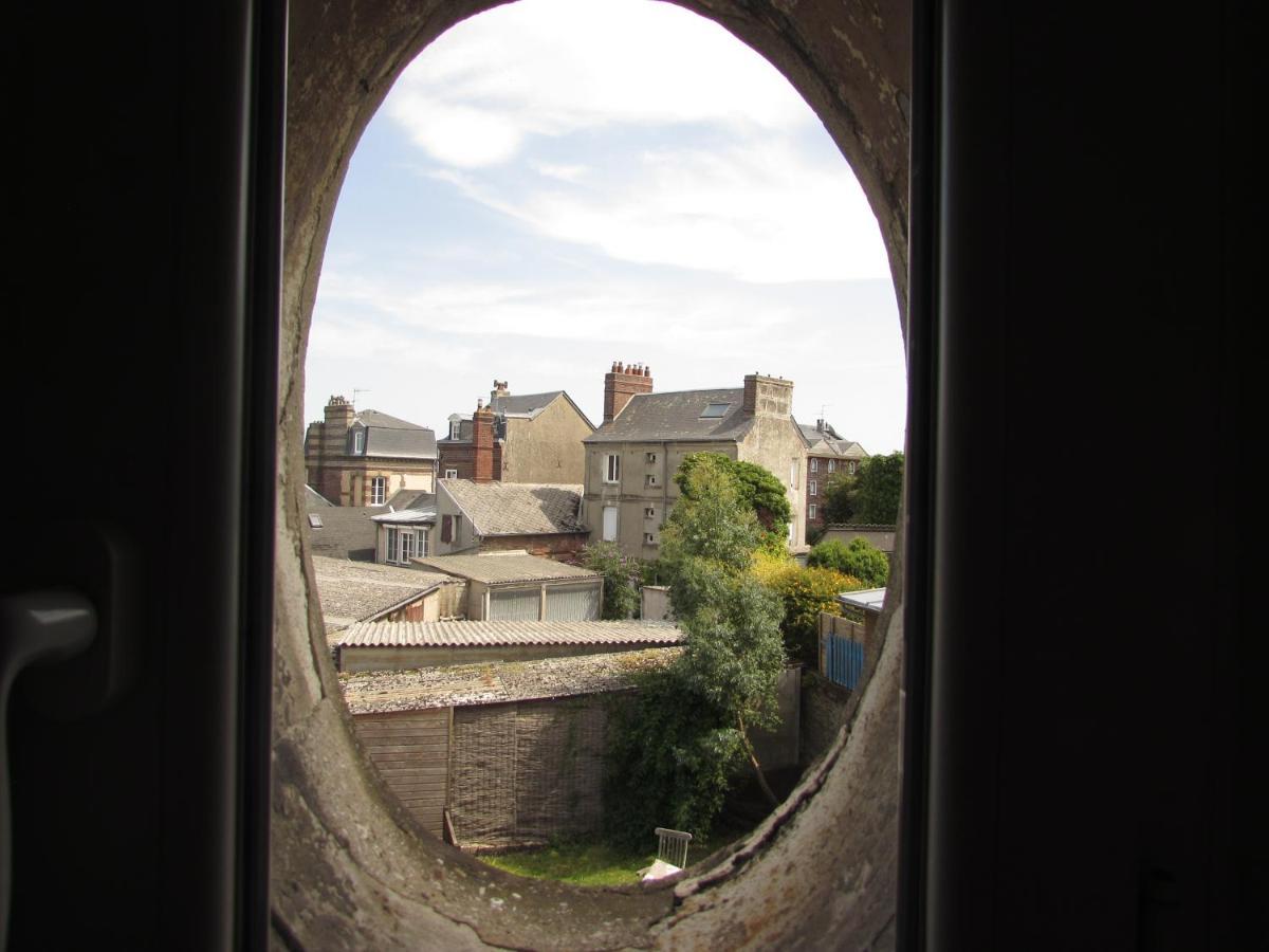 Les Gites De Claire Honfleur Exterior photo
