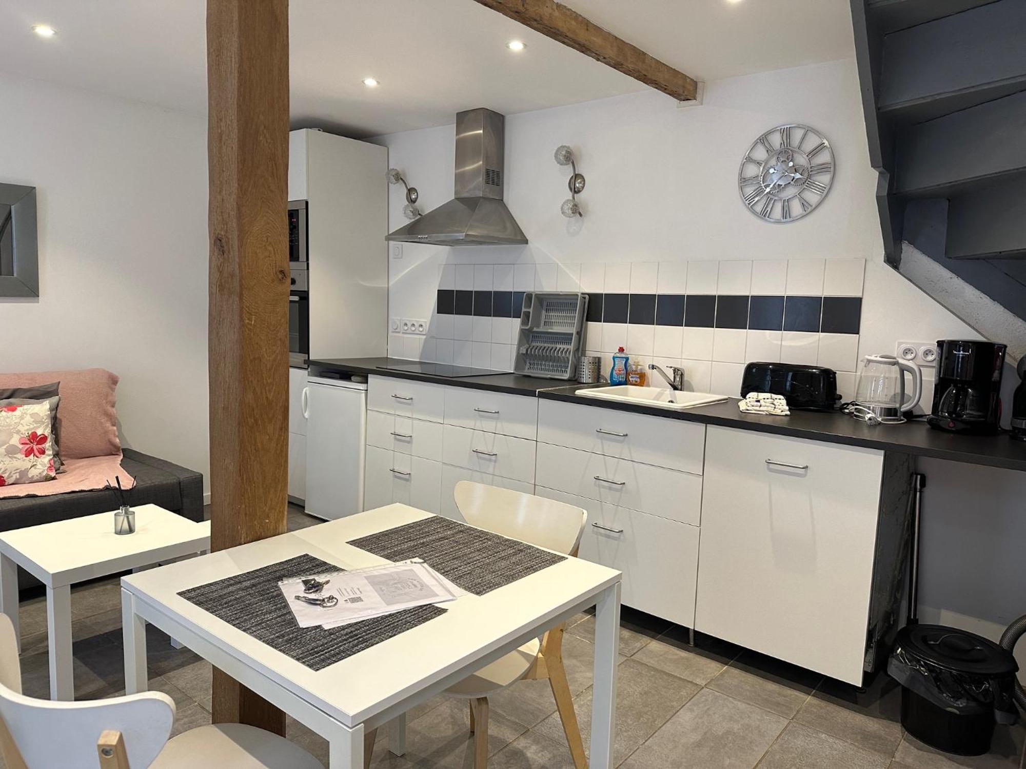 Les Gites De Claire Honfleur Exterior photo
