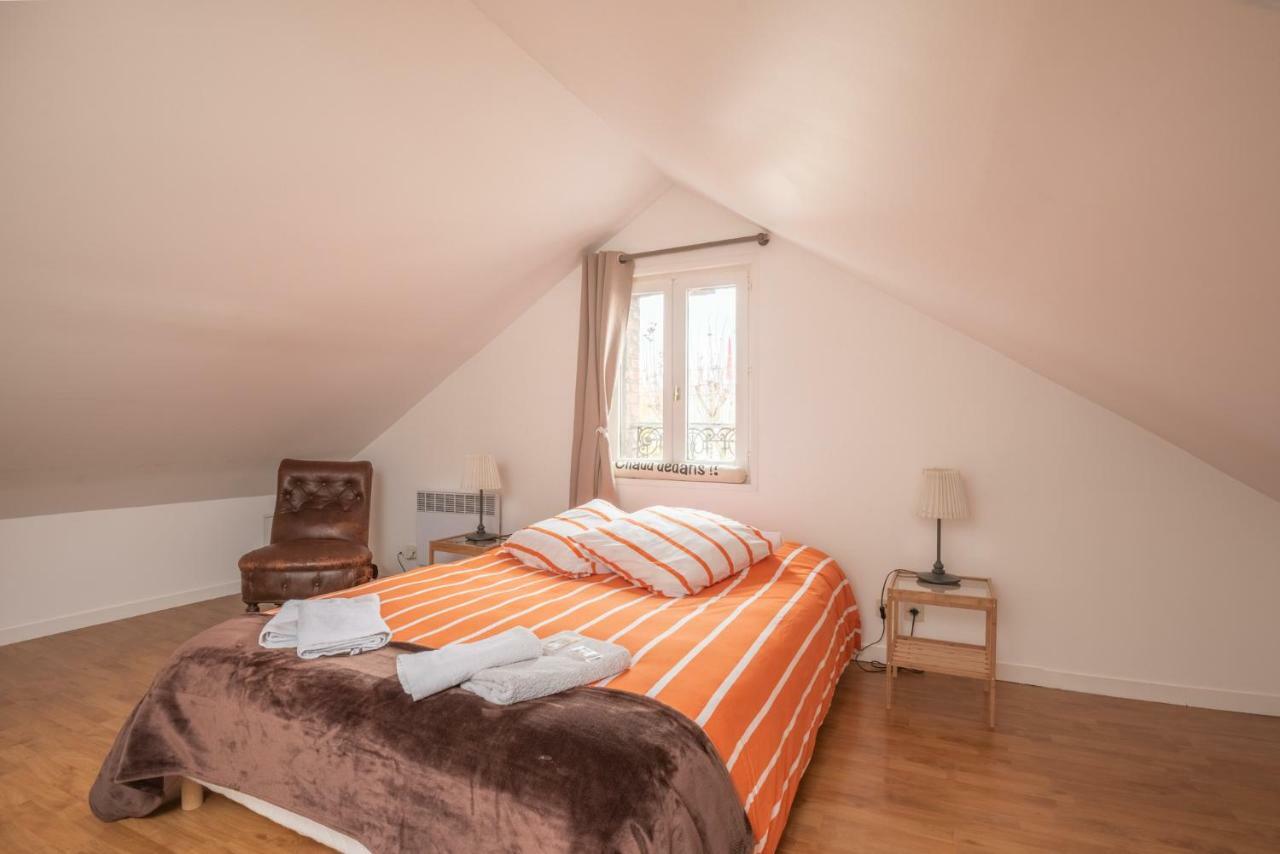 Les Gites De Claire Honfleur Exterior photo