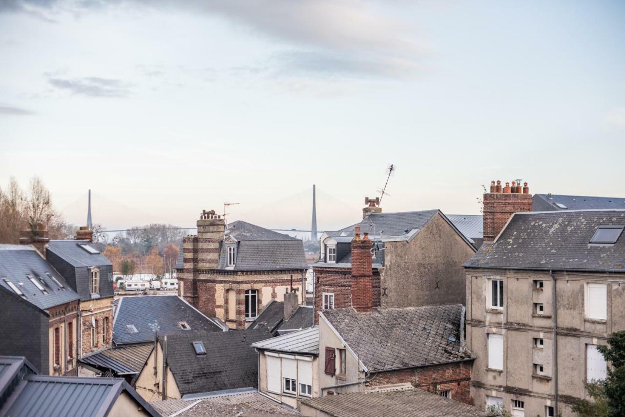 Les Gites De Claire Honfleur Exterior photo
